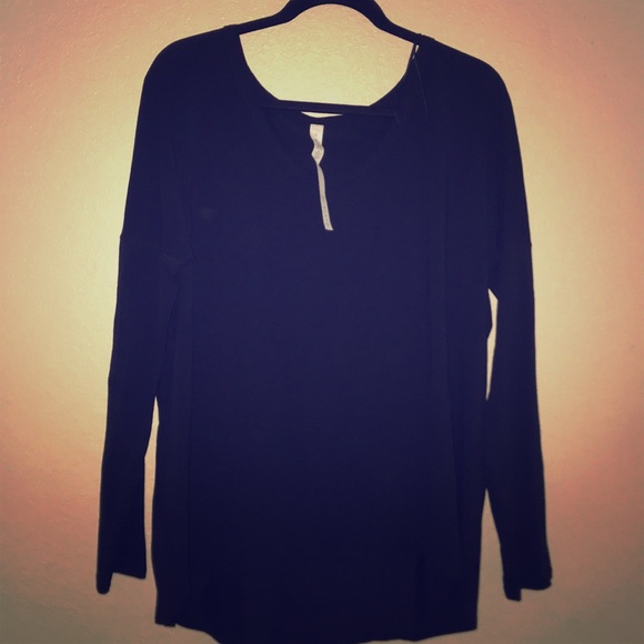 lululemon athletica Tops - Lululemon long sleeve top size 12